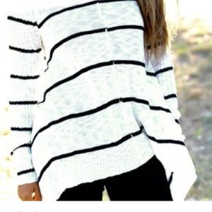 Doe & Rae shark bit hem sweater